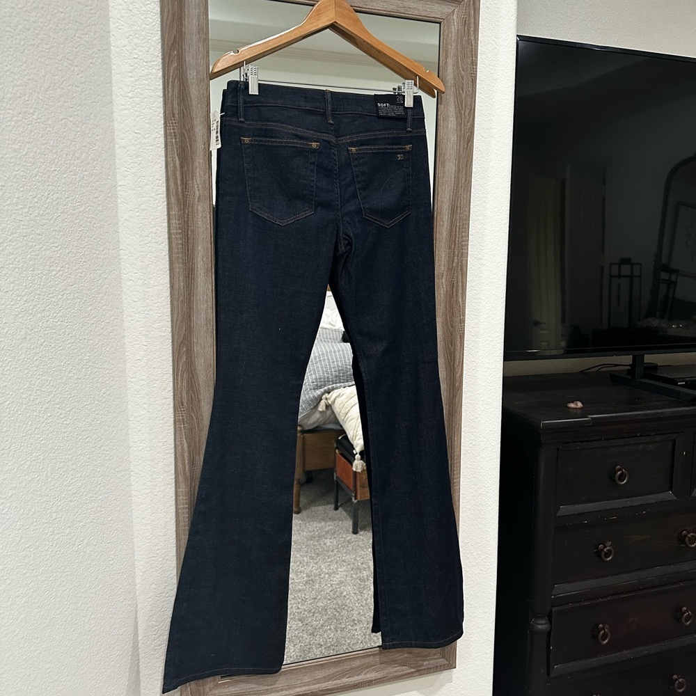 Joe’s Jeans Soft flare jeans- new with tags size 28